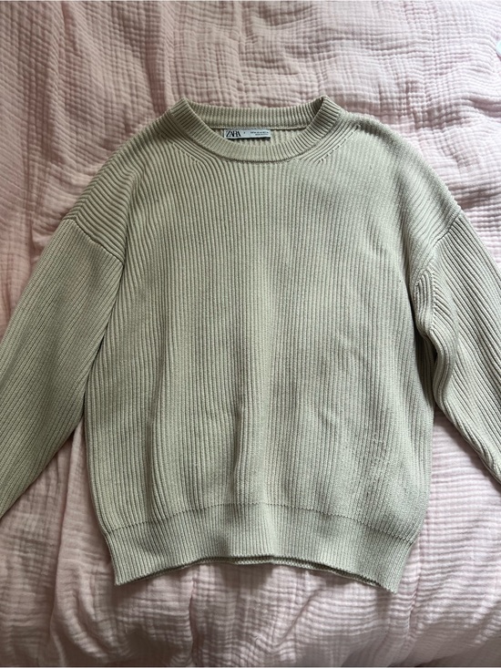 Zara Sweaters - Zara knit cream sweater